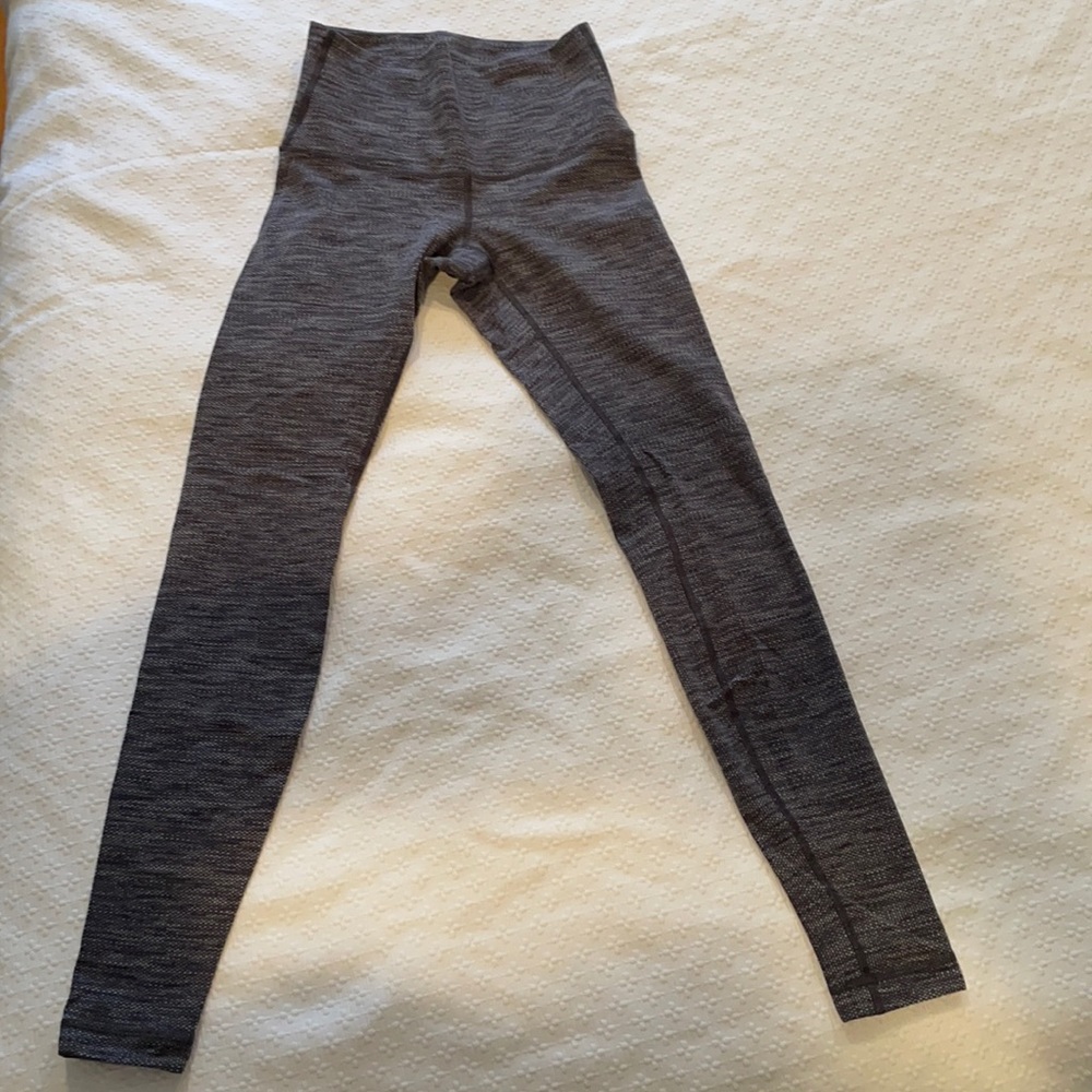 High-Waisted Lululemon leggings! Perfect for fall/winter!